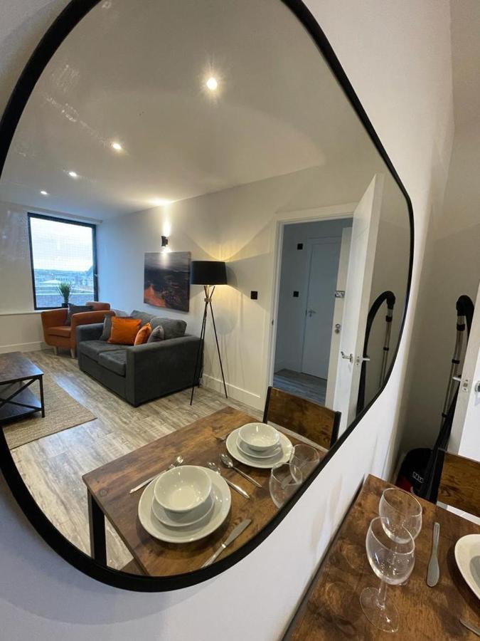 Kingsbridge Point - Cosy One Bed Apartments Near Town Centre, Swindon Exterior foto
