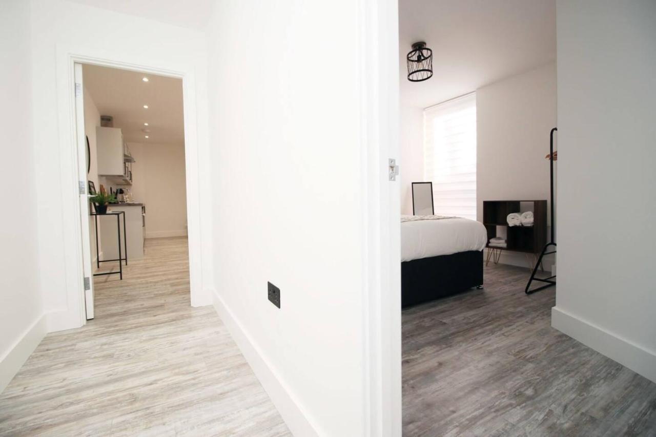 Kingsbridge Point - Cosy One Bed Apartments Near Town Centre, Swindon Exterior foto