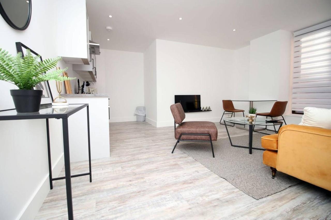 Kingsbridge Point - Cosy One Bed Apartments Near Town Centre, Swindon Exterior foto