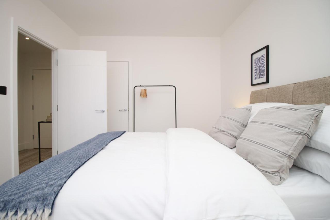 Kingsbridge Point - Cosy One Bed Apartments Near Town Centre, Swindon Exterior foto